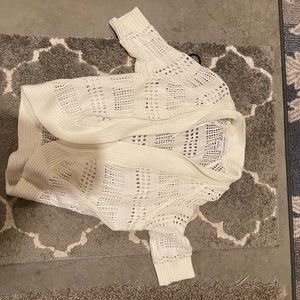 Liz Claiborne sweater size small